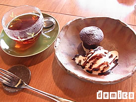 写真：to teyany(とぅてやに)[兵庫・篠山市]の紅茶とフォンダンショコラ